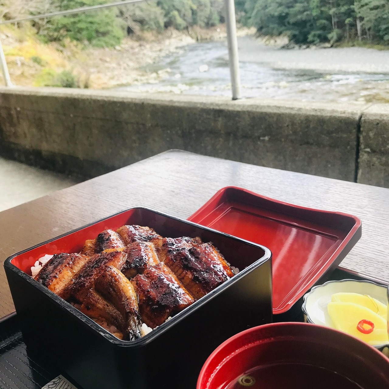 川井正彦の耳よりラジオ 《ゲスト》 浦 めぐみ さん